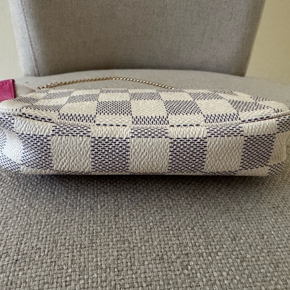 100% Authentic LOUIS VUITTON Damier Azur 2021 Christmas Animation Hollywood Mini - Picture 5 of 12